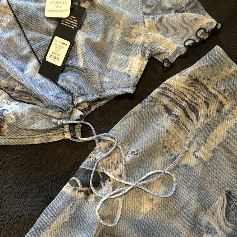 Matching Set - Picture 4 of 4